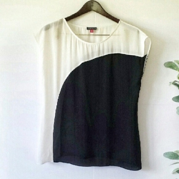 Vince Camuto Satin Color Block Sleeveless Blouse - Picture 4 of 6